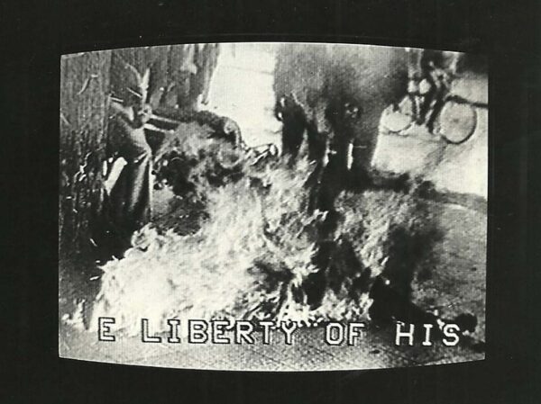 Video Still Paz Para Sebastián Acevedo, 1985 © LOTTY ROSENFELD, CORTESÍA FUNDACIÓN LOTTY ROSENFELD