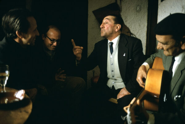 Málaga, España, 1967 © Joel Meyerowitz, Courtesy Howard Greenberg Gallery Málaga, España, 1967 © Joel Meyerowitz, Courtesy Howard Greenberg Gallery