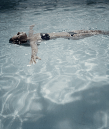 Kiana. Serie In Between ©Arguiñe Escandón