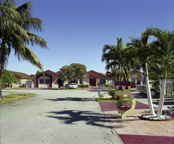 Rosell Meseguer. Hialeah III Real Estates Levels Mc City. ©Rosell Meseguer