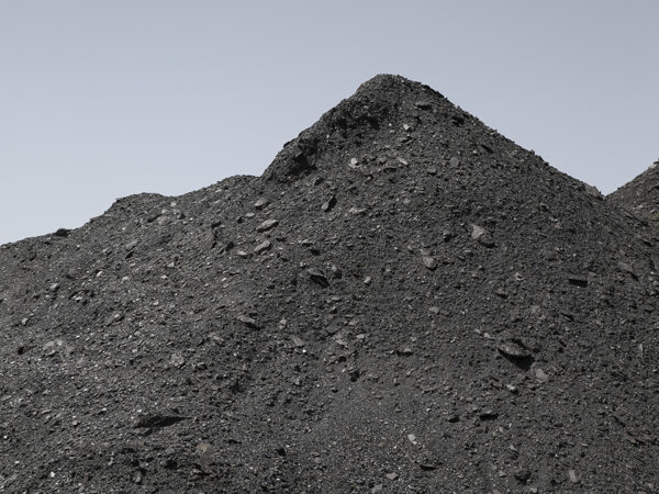 Jorge Yeregui Las montañas perfectas III, 2021 © JORGE YEREGUI / VEGAP, MADRID, 2026