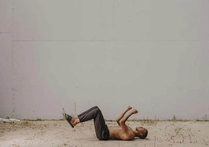 Tanit Plana. Stress Position, 2023. De la serie Stress Position ©Tanit Plana